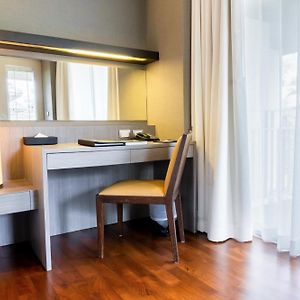 Executive Studio